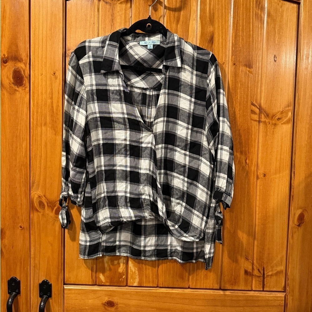 She + Sky Plaid Black and White Women's Top